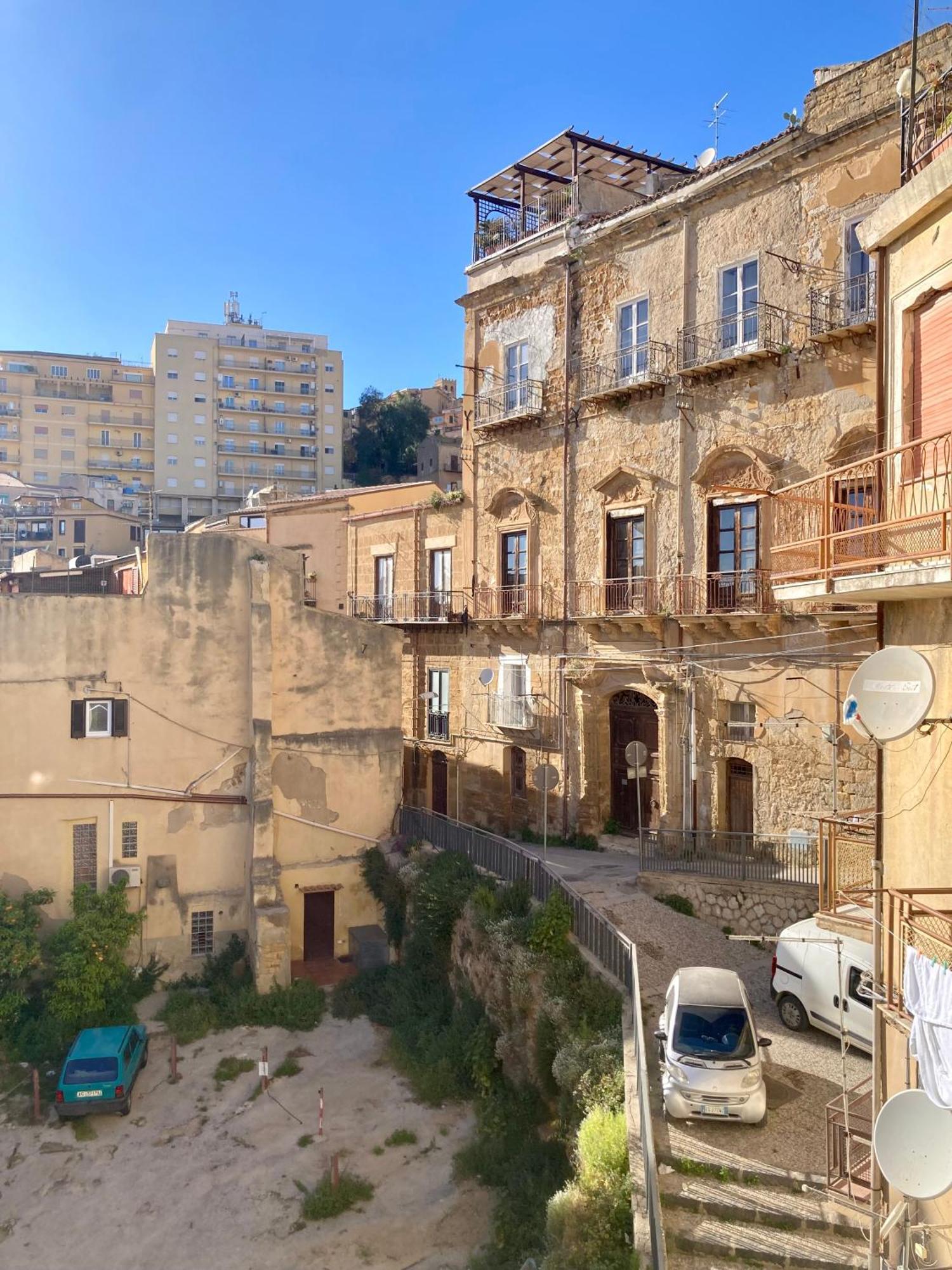 Agrigento Flat - Apartment With Private Parking Ngoại thất bức ảnh